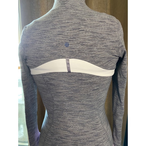 Lululemon Athletica Sweater - Picture 5 of 5